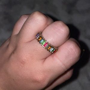 Colorful ring
